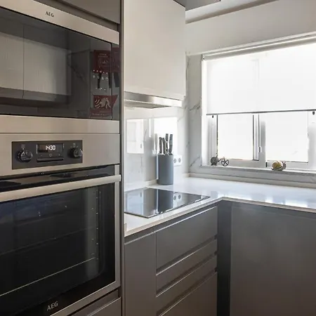 Margale - Swimming Pool - - By Bedzy Gale (Albufeira)