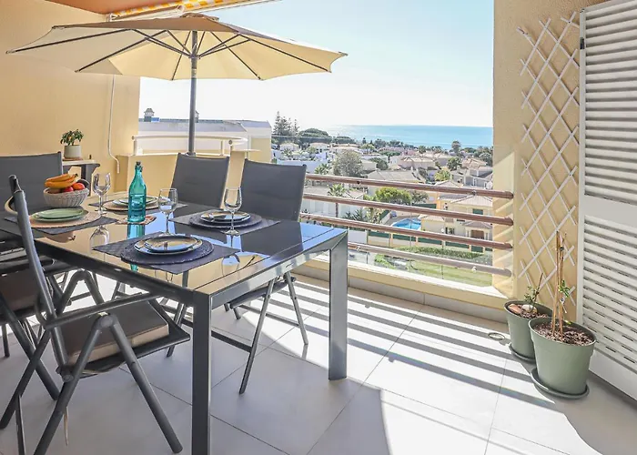 Margale - Swimming Pool - - By Bedzy * Gale (Albufeira)